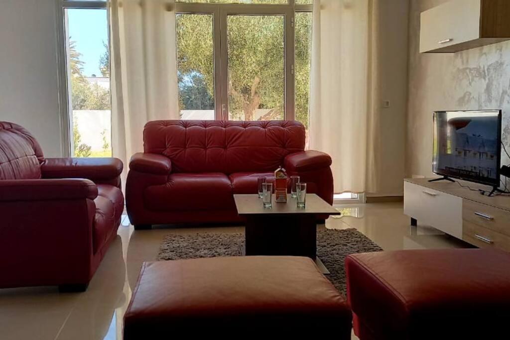 Magnifique Villa Avec Piscine Sur L'Ile De Djerba Pour Vacances Arkou Exterior foto